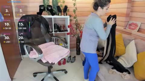 Snapshot of _victoria_collins chatting on January 16, 2026, 12:20 pm Sol online show from January 16, 2026, 12:20 pm