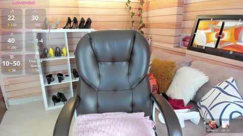 Snapshot of _victoria_collins chatting on February 3, 2026, 12:10 pm Sol online show from February 3, 2026, 12:10 pm