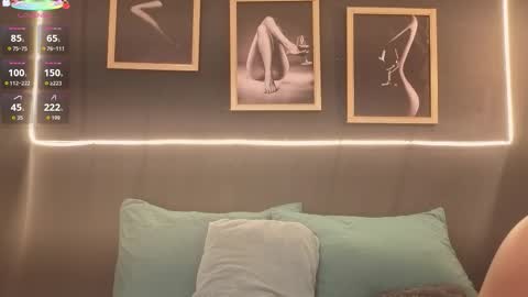 Victoria online show from December 17, 2025, 12:00 pm