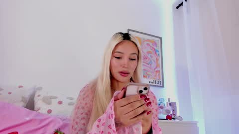   online show from March 1, 2025, 9:37 pm