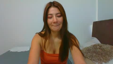 Violeta  online show from December 17, 2024, 9:38 pm