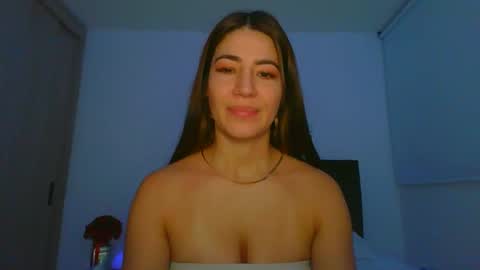 Violeta  online show from February 17, 2025, 3:15 am