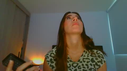 Violeta  online show from February 22, 2025, 10:09 pm