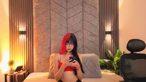   online show from November 15, 2025, 8:16 pm