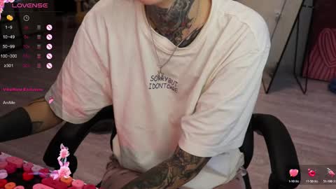 Snapshot of _viv1an_ chatting on September 27, 2025, 8:30 am Alis online show from September 27, 2025, 8:30 am