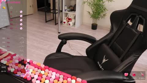 Alis online show from November 23, 2025, 10:15 am