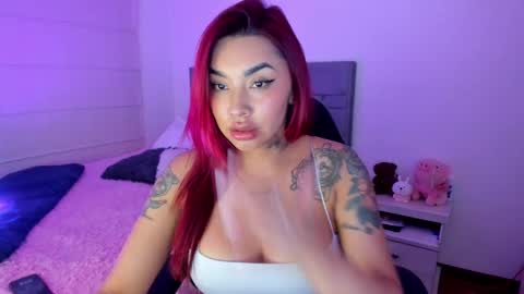 Snapshot of _viviana chatting on November 12, 2025, 11:03 pm INSTAGRAM pinzon viviana online show from November 12, 2025, 11:03 pm