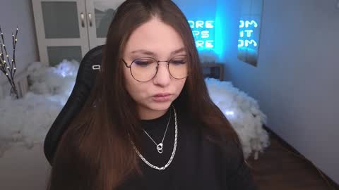 Snapshot of _wendy_evans_ chatting on December 17, 2024, 1:38 pm Wendy online show from December 17, 2024, 1:38 pm