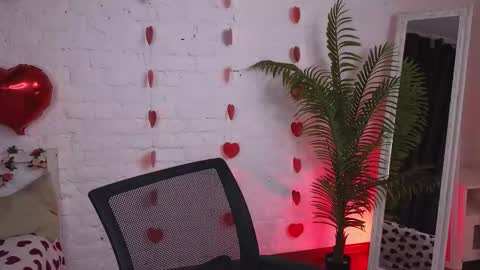 Snapshot of _wendy_evans_ chatting on February 8, 2025, 7:38 pm Wendy online show from February 8, 2025, 7:38 pm