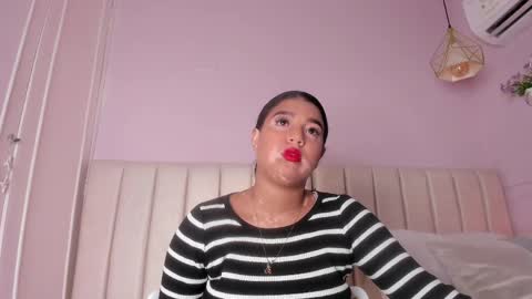 _wendy_x online show from April 29, 2026, 11:58 am