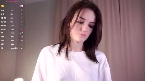 Snapshot of _wicked_game chatting on November 11, 2025, 7:52 am Anna online show from November 11, 2025, 7:52 am