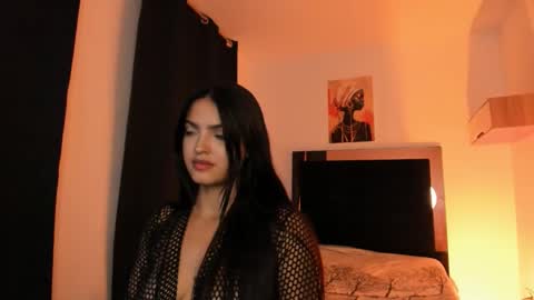 xiimena and danilo online show from November 10, 2025, 3:05 am