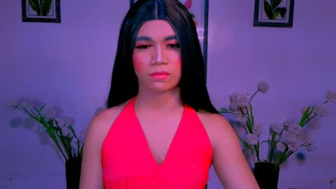 _xxlilly online show from April 21, 2026, 9:50 pm
