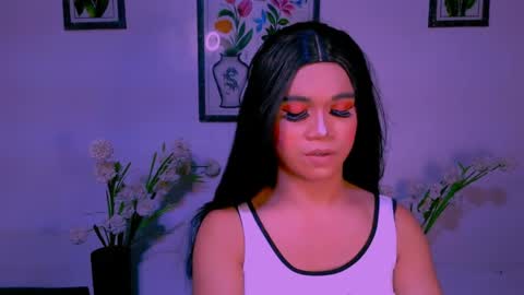 _xxlilly online show from April 23, 2026, 2:08 pm