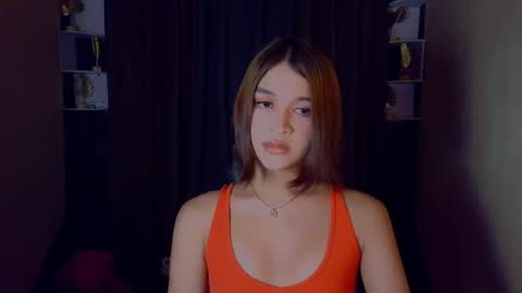 _xxlilly online show from May 7, 2026, 5:29 pm