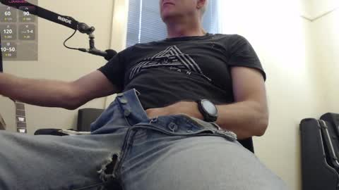 _xxrockstarloverxx_ online show from April 2, 2026, 9:12 pm