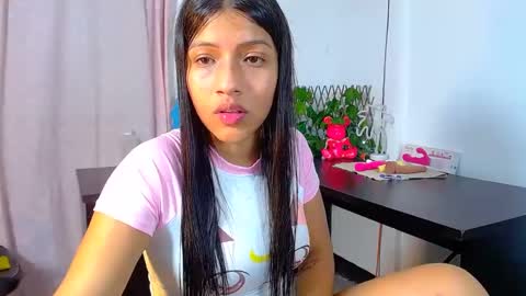 ZARA online show from January 30, 2025, 6:54 pm
