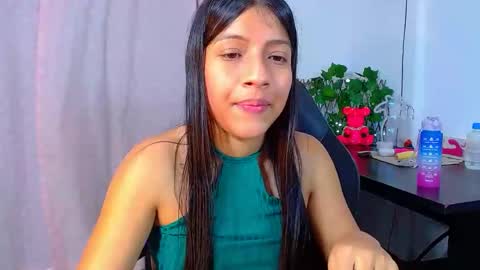 ZARA online show from February 7, 2025, 3:41 pm