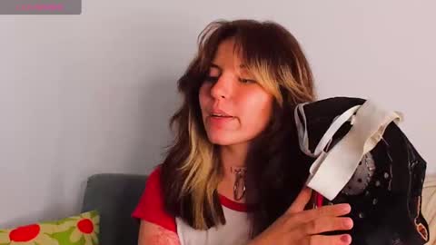 _yourcherrybomb online show from January 12, 2025, 10:02 am