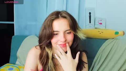 _yourcherrybomb online show from January 19, 2025, 8:07 am