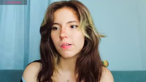 _yourcherrybomb online show from February 1, 2025, 8:18 am