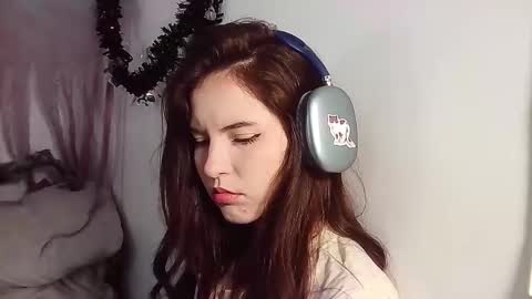 _yourcherrybomb online show from October 30, 2025, 12:12 am