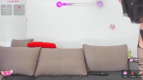 Snapshot of _yourpleasure_ chatting on October 25, 2025, 10:45 am Candice and Mark online show from October 25, 2025, 10:45 am