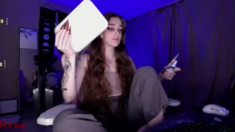 Snapshot of _yourwetdreams_ chatting on September 29, 2025, 4:56 pm Roxy online show from September 29, 2025, 4:56 pm