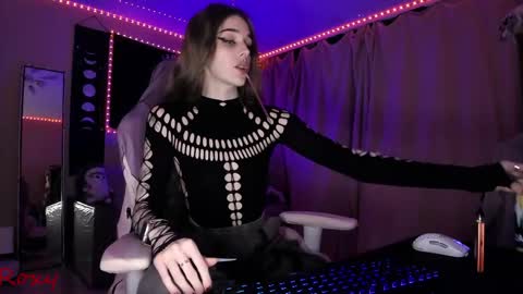 Snapshot of _yourwetdreams_ chatting on April 23, 2026, 3:14 pm Roxy online show from April 23, 2026, 3:14 pm