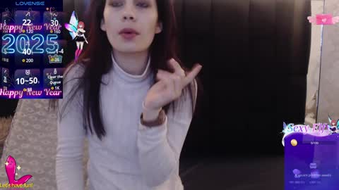 Yuyi online show from January 5, 2025, 11:04 am