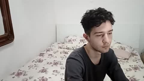 Snapshot of _zanex chatting on March 18, 2026, 8:12 pm Oleg online show from March 18, 2026, 8:12 pm