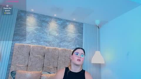 zoe online show from March 15, 2026, 11:49 am