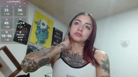 Zoe  online show from June 10, 2026, 3:39 am