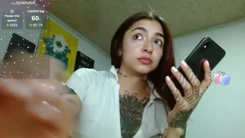 Zoe  online show from June 11, 2026, 2:33 am