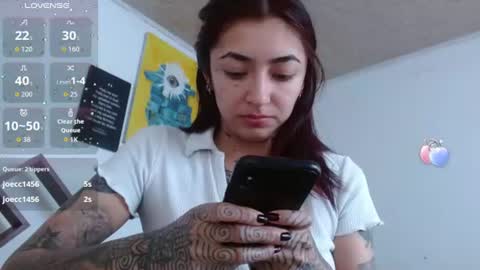 Snapshot of _zoebakers chatting on August 6, 2026, 5:26 pm Zoe online show from August 6, 2026, 5:26 pm