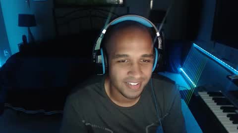 a4orce online show from December 1, 2025, 12:04 am