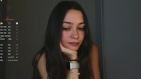 Snapshot of a_p_p_l_e chatting on December 14, 2024, 4:09 pm Mila and Jess online show from December 14, 2024, 4:09 pm