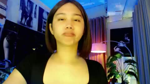 Snapshot of a_r_i_a_n_n_a chatting on October 16, 2025, 6:25 am Lovely Yana online show from October 16, 2025, 6:25 am