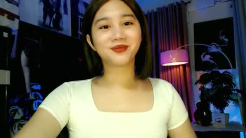 Snapshot of a_r_i_a_n_n_a chatting on October 28, 2025, 7:23 am Lovely Yana online show from October 28, 2025, 7:23 am