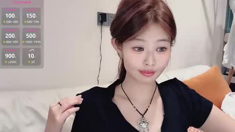 a_sweet_168_m online show from October 12, 2025, 2:38 pm