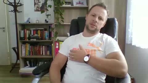 Long distance cumshot online show from January 15, 2025, 9:45 am