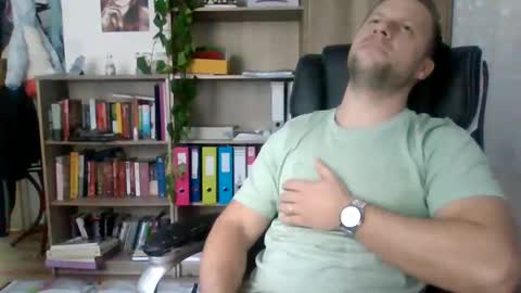 Long distance cumshot online show from February 27, 2025, 10:26 am