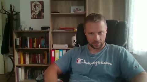 Long distance cumshot online show from September 12, 2025, 4:40 pm