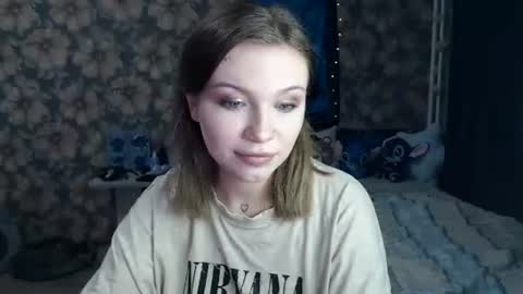 Snapshot of aalicebubble chatting on September 24, 2025, 5:05 pm Alice online show from September 24, 2025, 5:05 pm