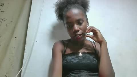 aangevelo online show from December 1, 2025, 2:11 pm