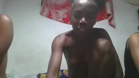 aangevelo online show from December 14, 2025, 11:09 pm