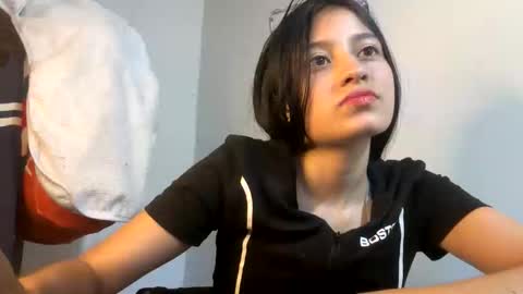 Snapshot of aantonella__ chatting on September 22, 2025, 4:25 am antonella online show from September 22, 2025, 4:25 am