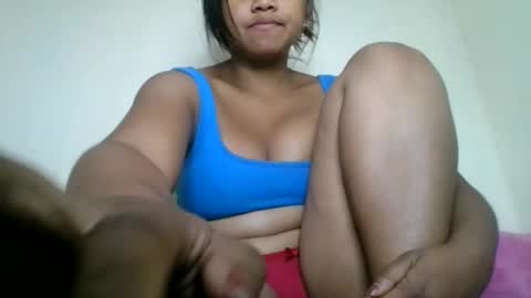 aariciah online show from May 7, 2026, 8:31 am