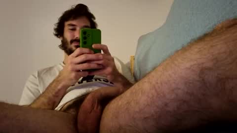 Snapshot of aarion55 chatting on May 24, 2026, 11:32 pm aarion55 online show from May 24, 2026, 11:32 pm
