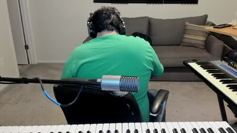 Snapshot of aaroleplayer chatting on December 25, 2024, 1:31 am Aaron online show from December 25, 2024, 1:31 am